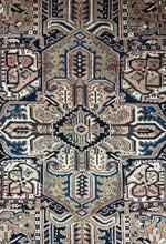 Load image into Gallery viewer, Leila