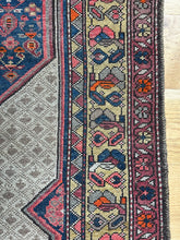 Load image into Gallery viewer, Soroush