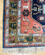 Load image into Gallery viewer, Casper