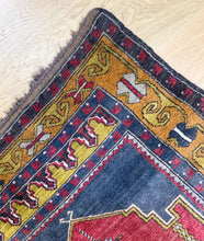 Load image into Gallery viewer, Fatma