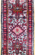 Load image into Gallery viewer, Samira