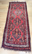 Load image into Gallery viewer, Azra