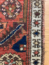 Load image into Gallery viewer, Zozan