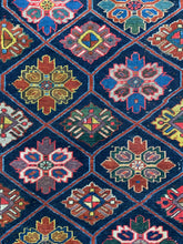 Load image into Gallery viewer, Golzan