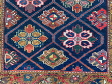 Load image into Gallery viewer, Golzan