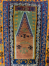 Load image into Gallery viewer, Meltem