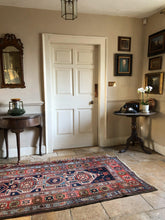 Load image into Gallery viewer, Farah