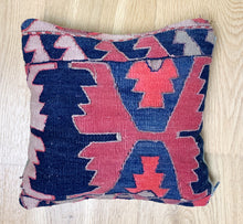 Load image into Gallery viewer, Omar