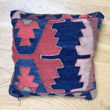 Load image into Gallery viewer, Emre