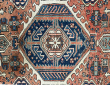 Load image into Gallery viewer, Narges