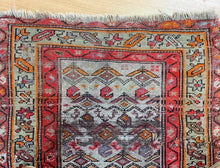 Load image into Gallery viewer, Maheen