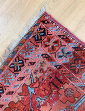 Load image into Gallery viewer, Farhat