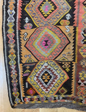 Load image into Gallery viewer, Burak