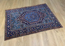 Load image into Gallery viewer, Val