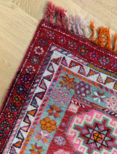 Load image into Gallery viewer, Oyku