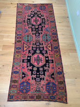 Load image into Gallery viewer, Silvia