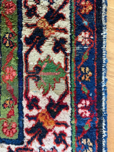 Load image into Gallery viewer, Qamar