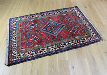 Load image into Gallery viewer, Qamar