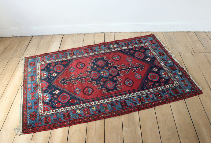 Red blue vintage antique rug carpet